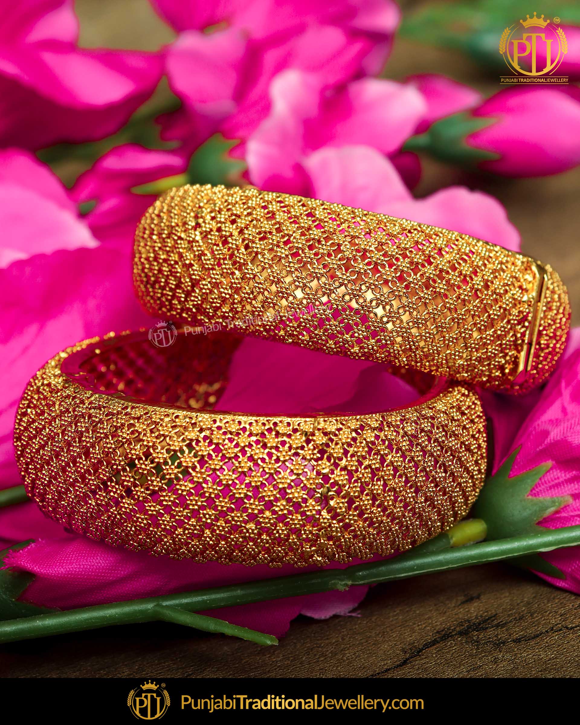 Antique Gold Finished bangles Openable Bangles (Pair) | Punjabi Traditional Jewellery Exclusive