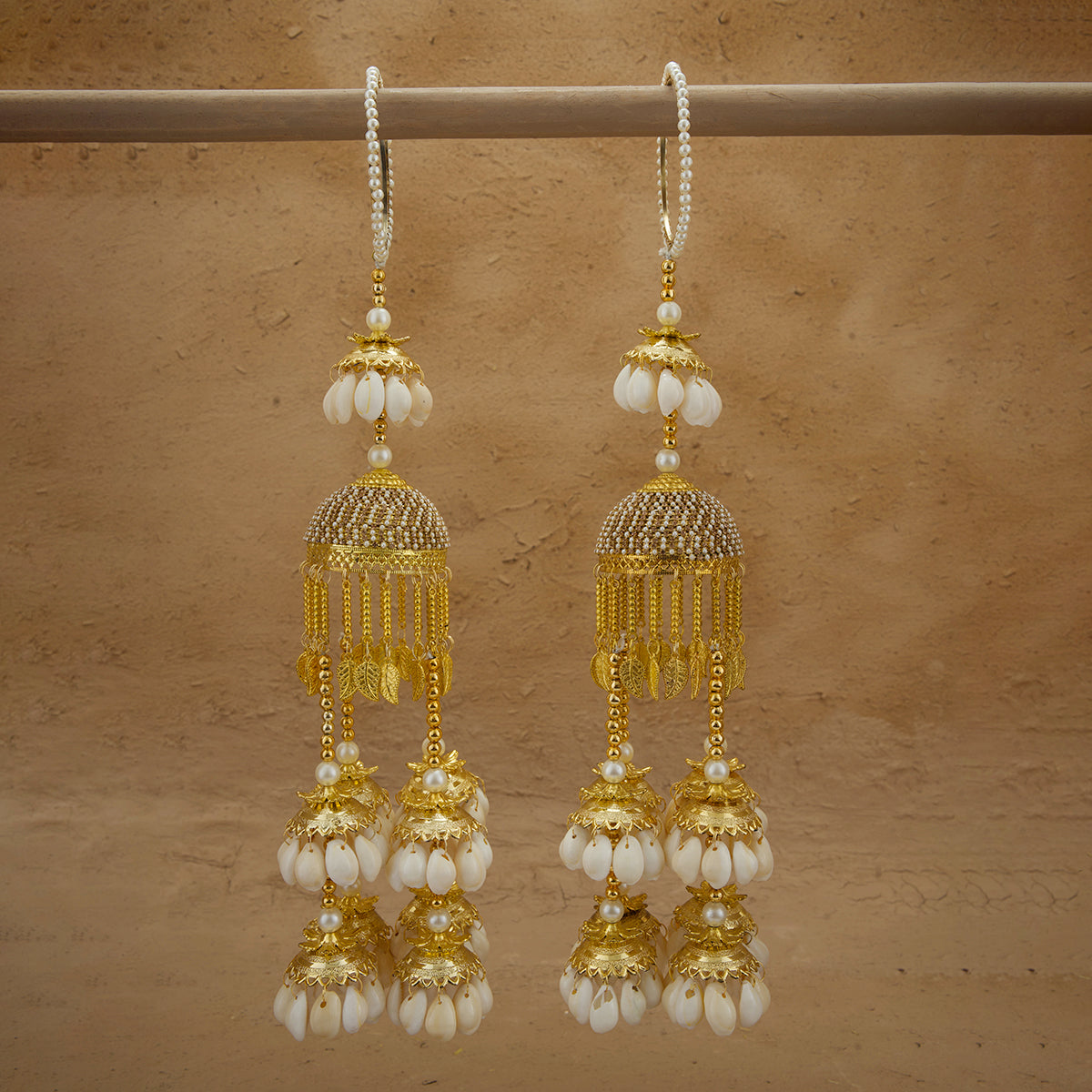 Sahba Gold Plated Kalira With Shell Pearls