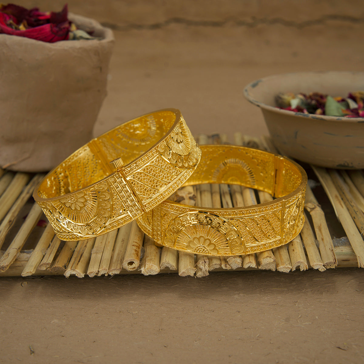Nargish Bangles With Screw Gold Plated