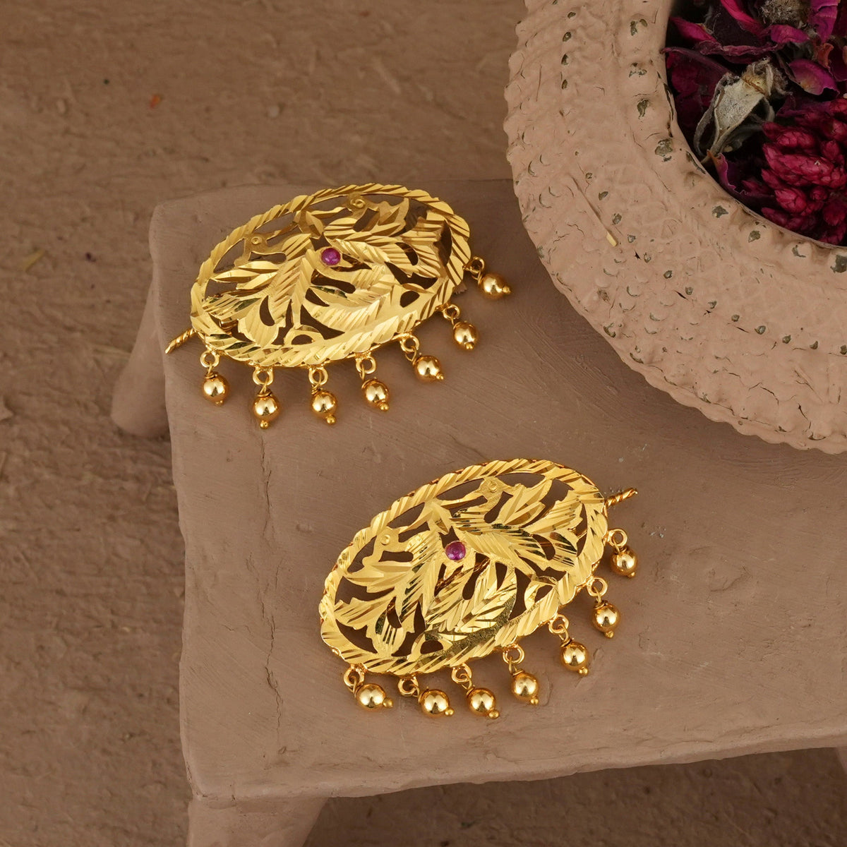 Sana Clip handcrafted Gold Plated