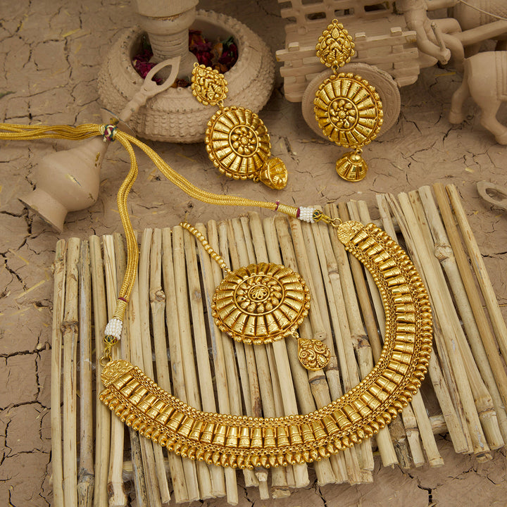Viha Necklace Earrings Tikka Handcrafted Gold Plated