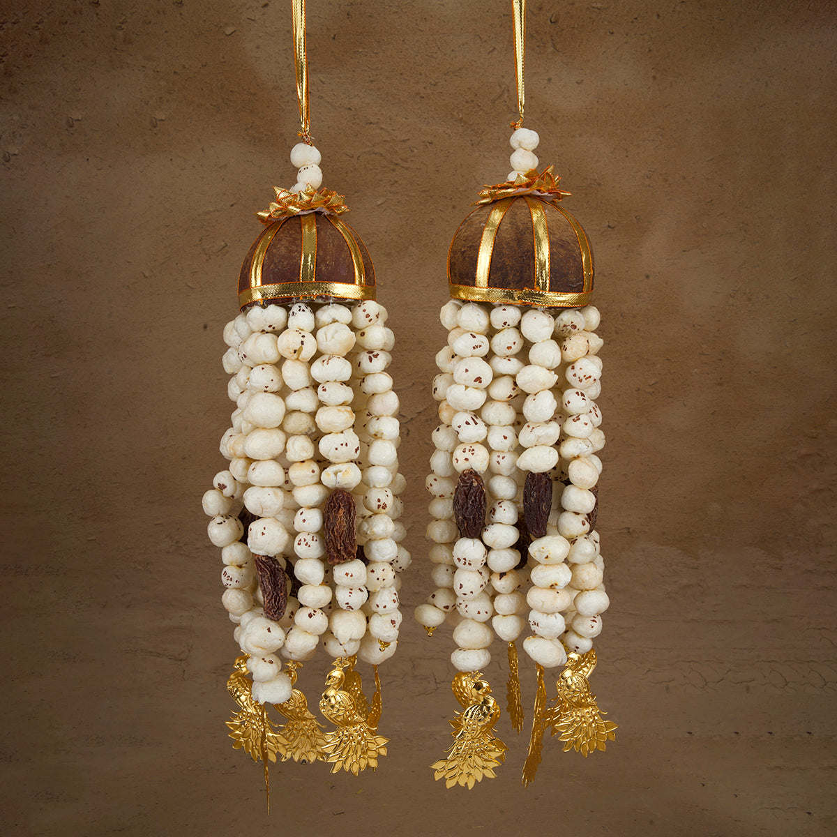 Ishqiya Traditional Kalira Embellished With Dry Coconut And Fox Nuts