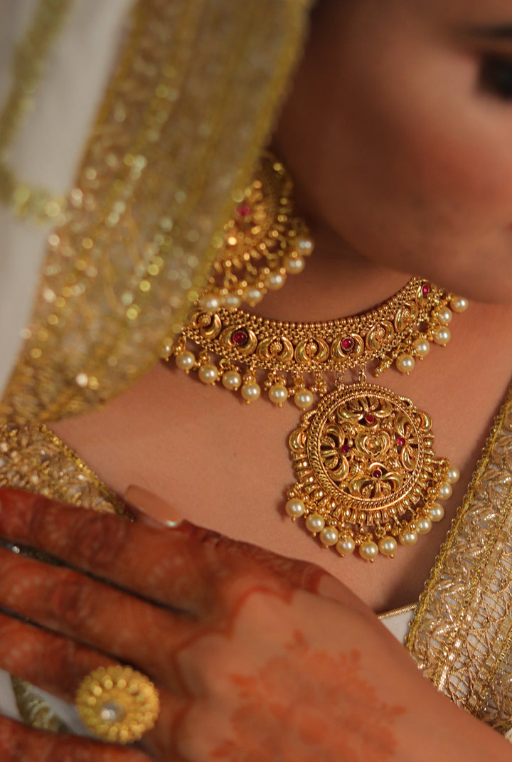 Veena  Necklace Earing Tika Handcrafted Gold Plated