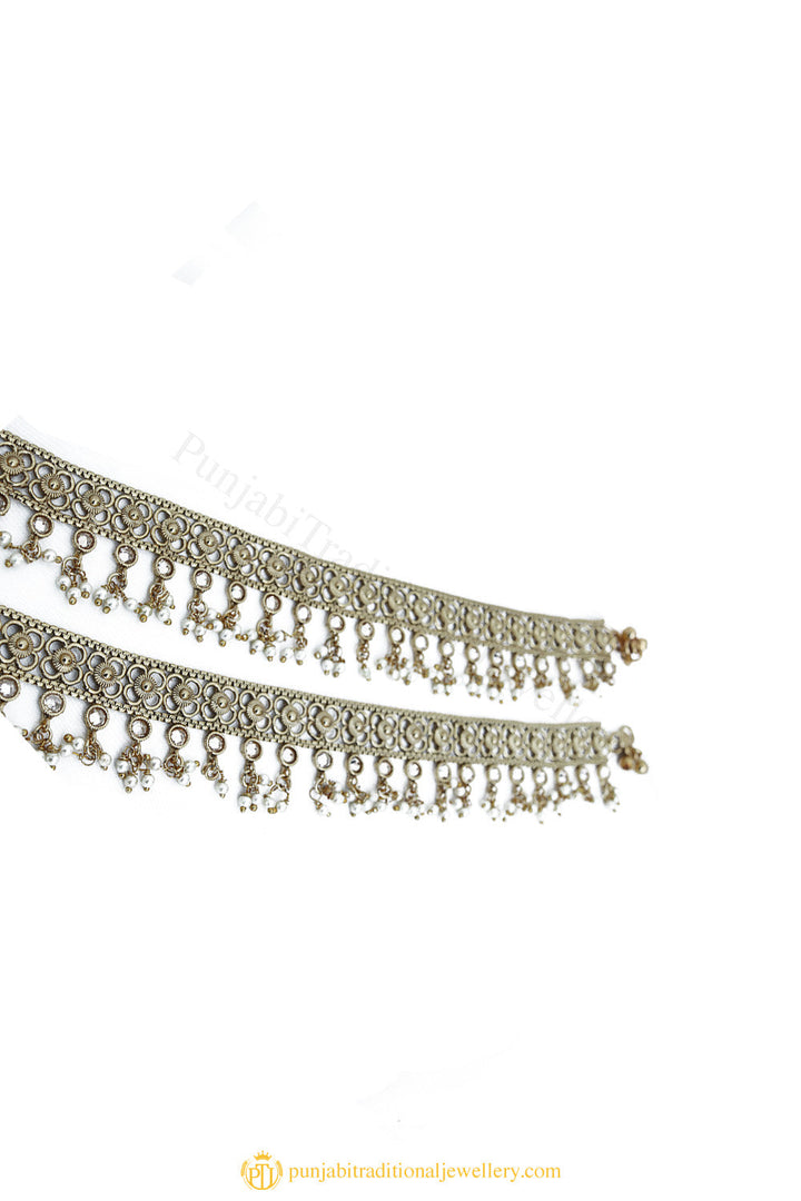 Gold Finished Payal by PTJ