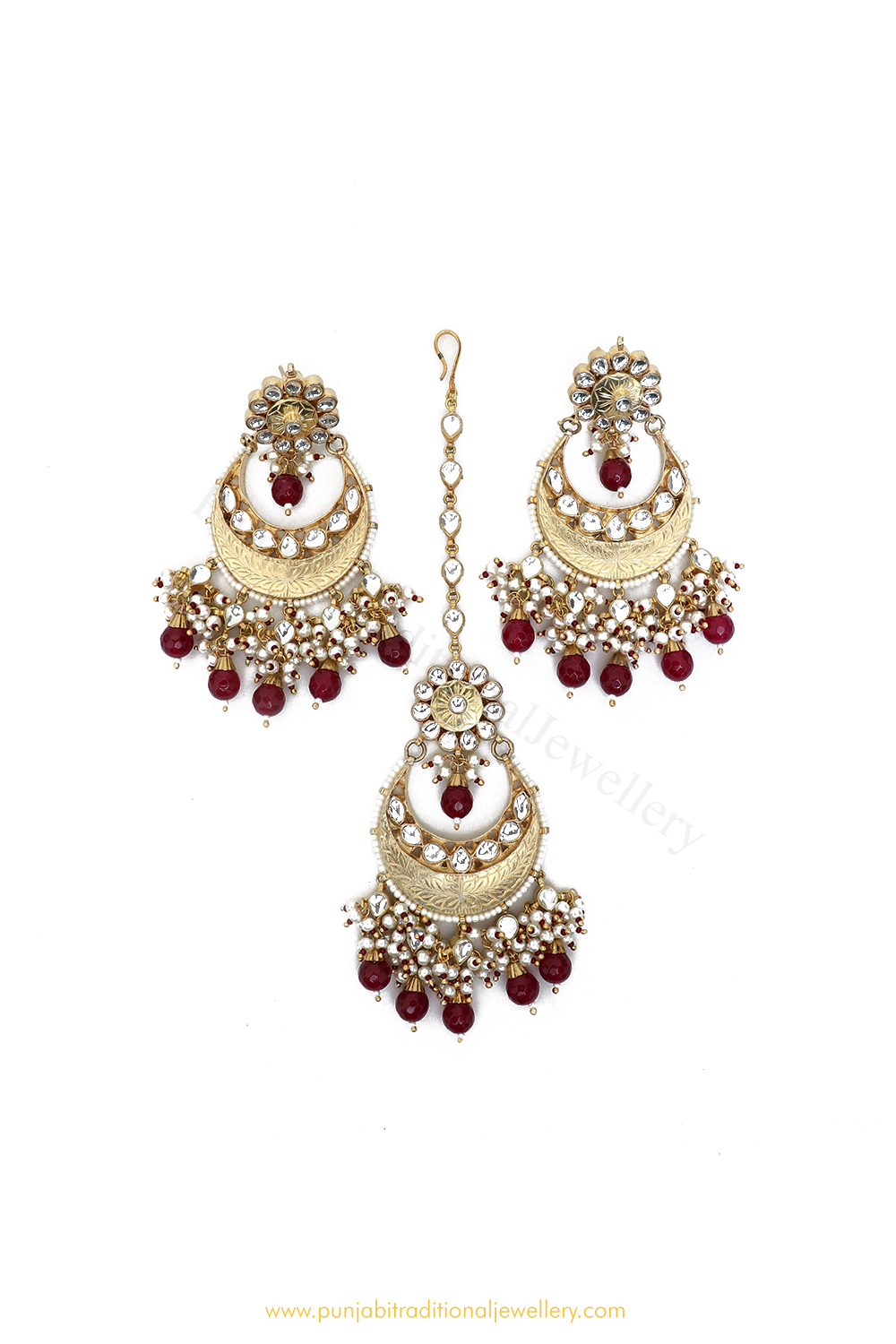 Green Emerald Golden Kundan Oversized Earrings Tikka Set | Smaragd,  Schmuckset, Gott segne dich