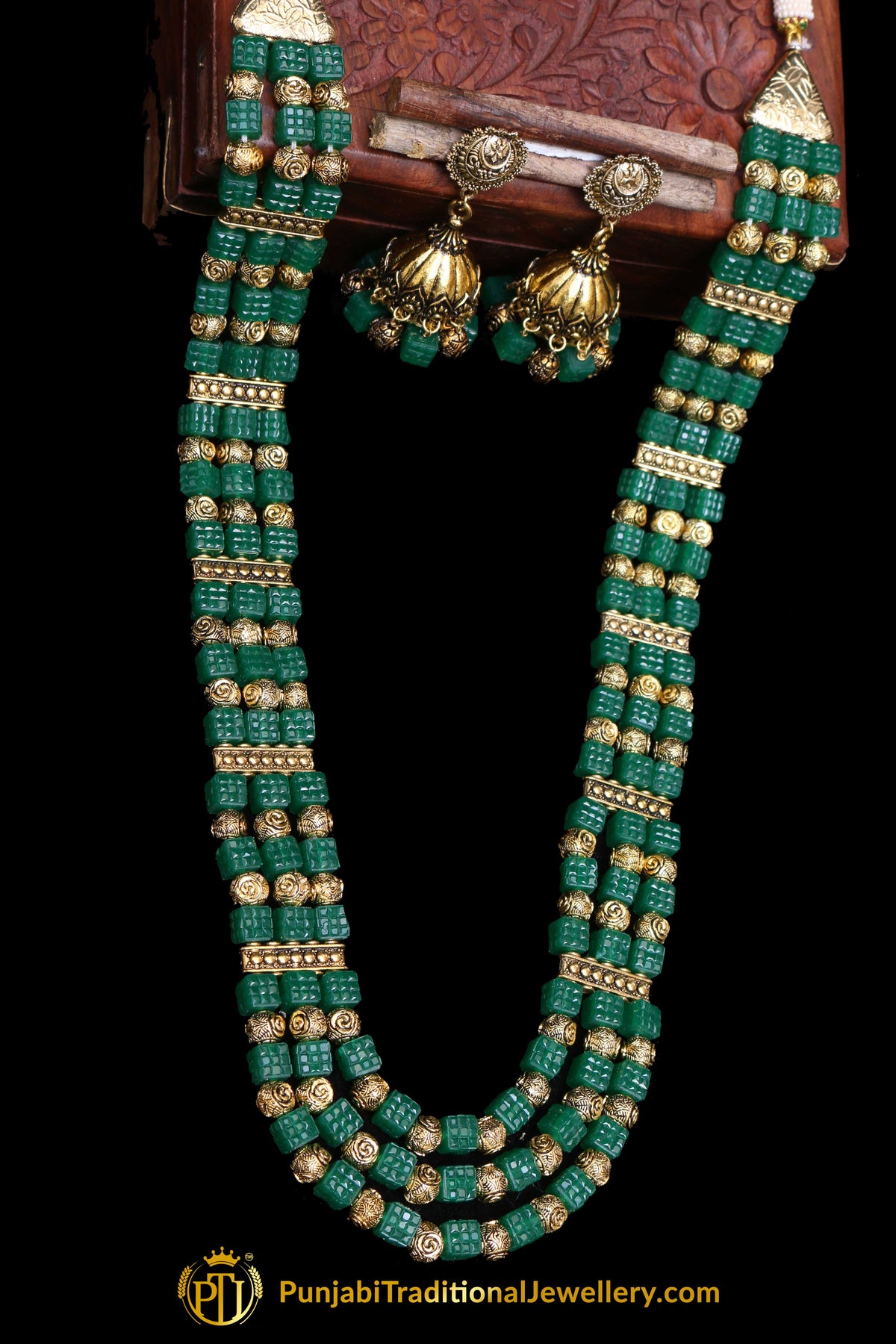 Green Antique Gold Necklace Set By Punjabi Traditional Jewellery