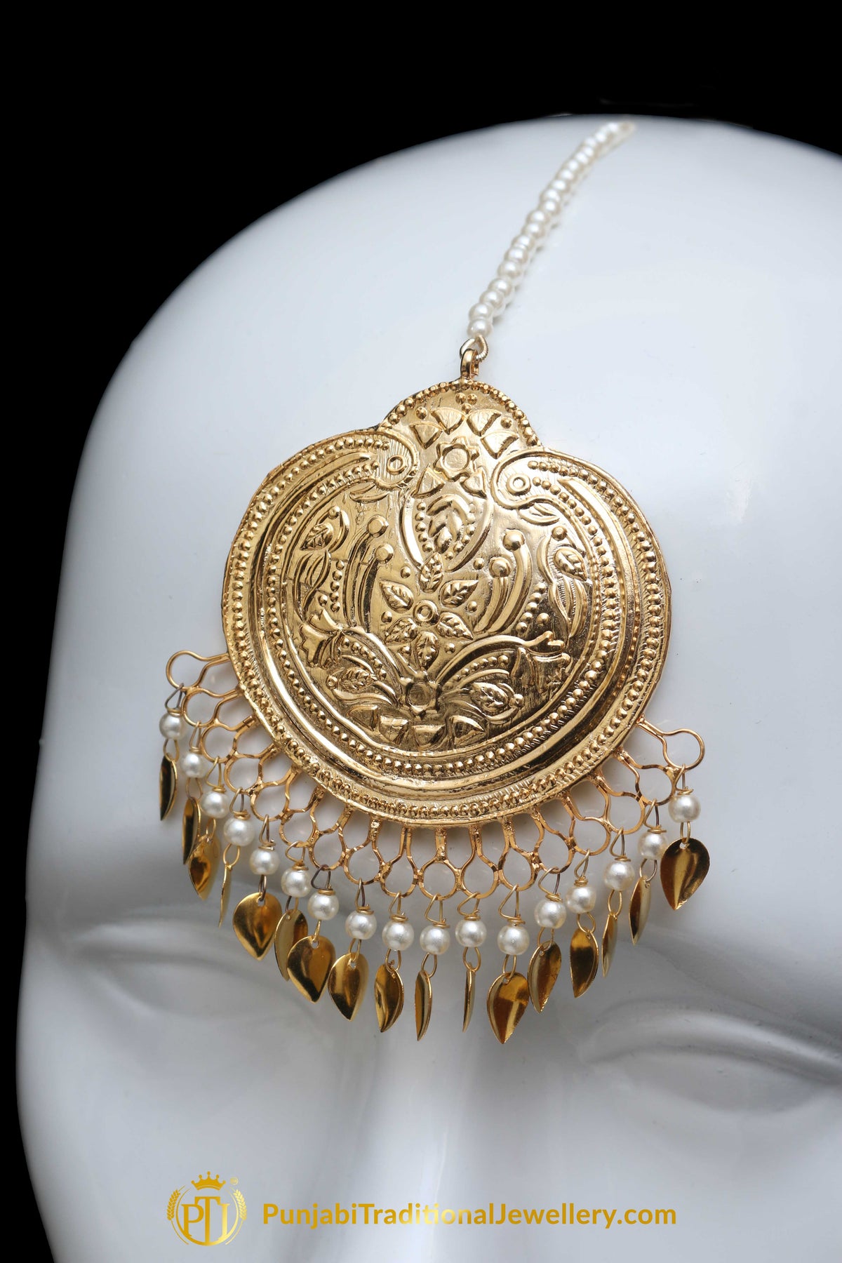 Golden Pippal Patti Earring Tikka Set By Punjabi Traditional Jewellery