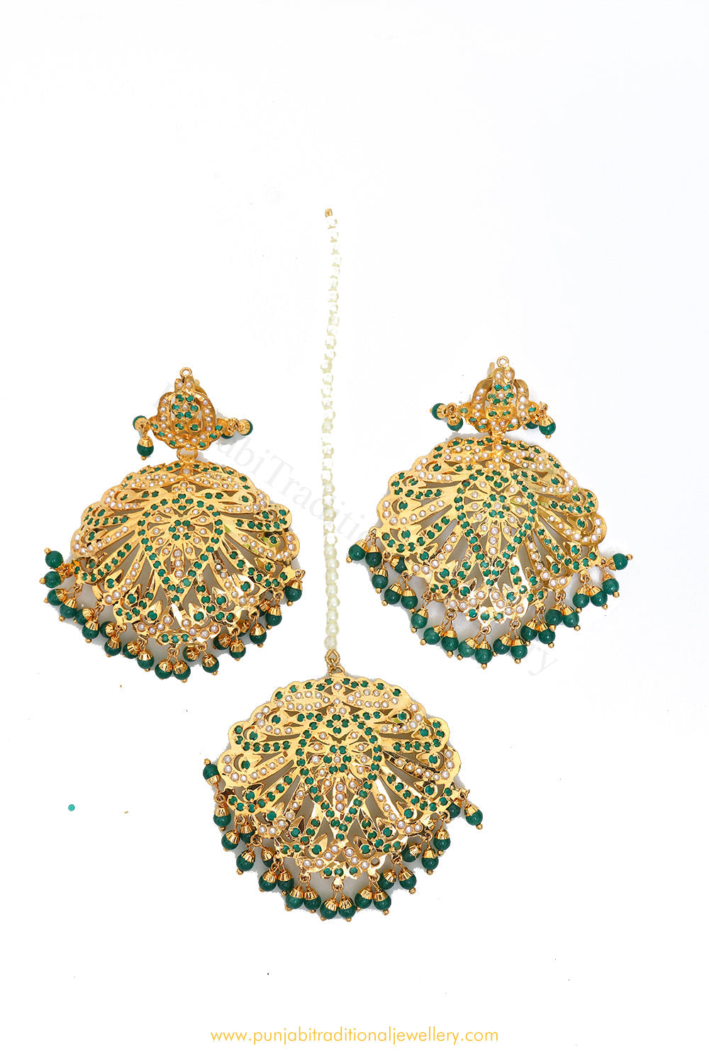 Gold Finished Emerald Jadau Earrings & Tikka Set By PTJ
