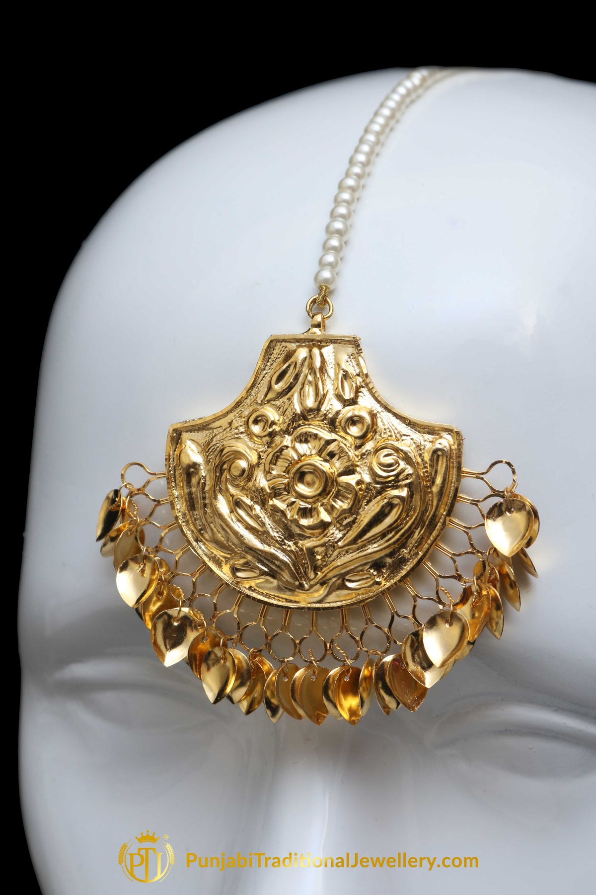 Golden Pippal Patti Earring Tikka Set By Punjabi Traditional Jewellery