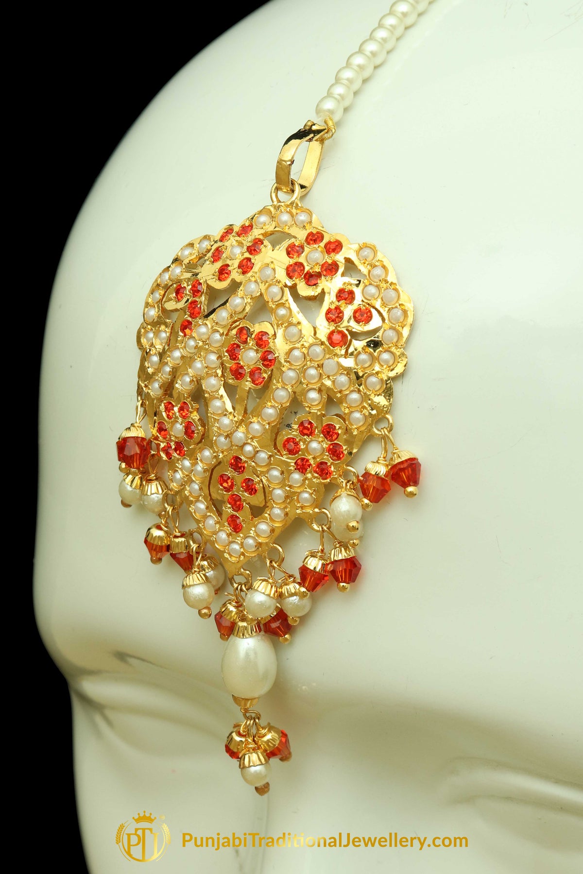 Orange Jadau Pearl Earring Tikka Set By Punjabi Traditional Jewellery