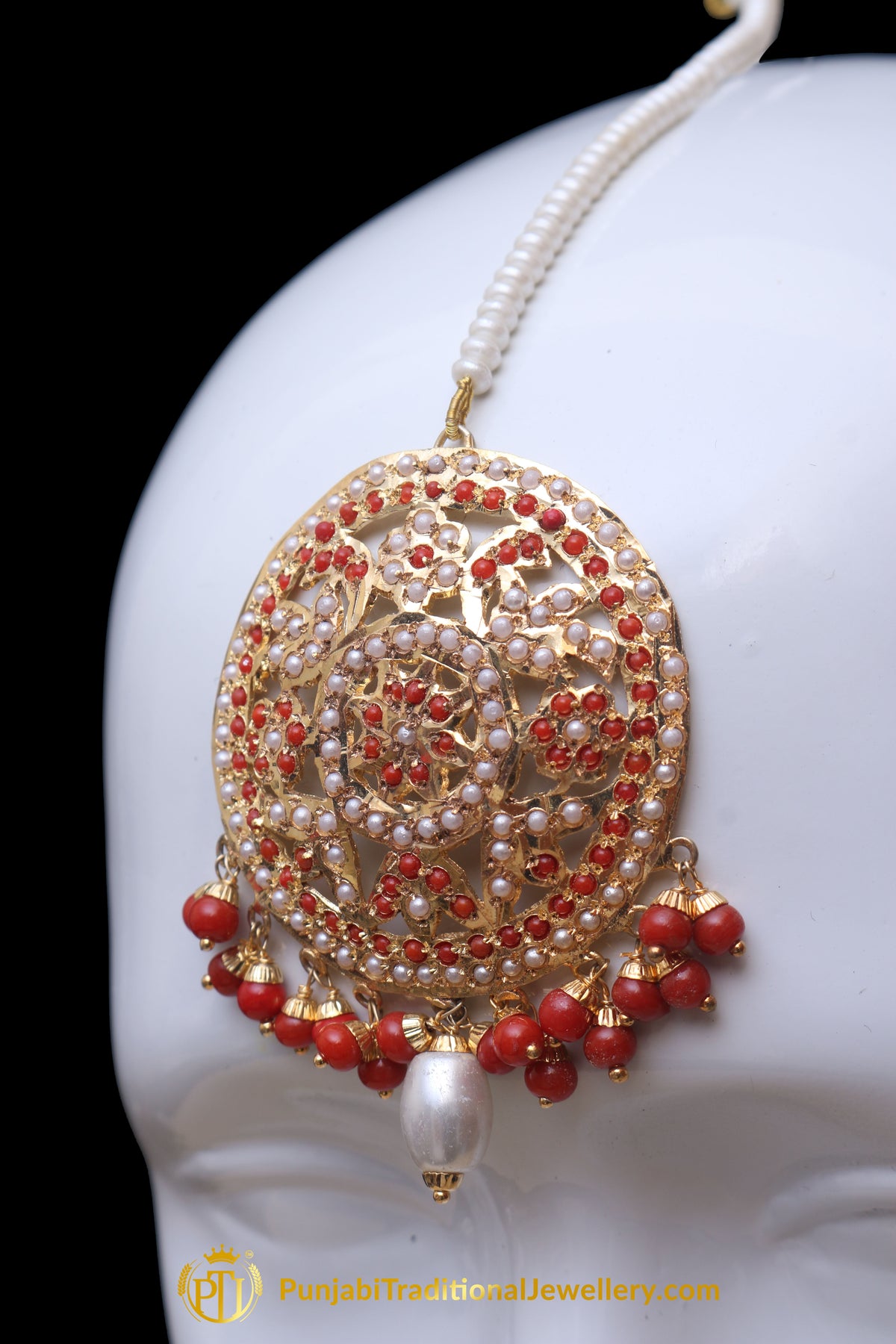 Red Jadau Pearl Earring Tikka Set By Punjabi Traditional Jewellery