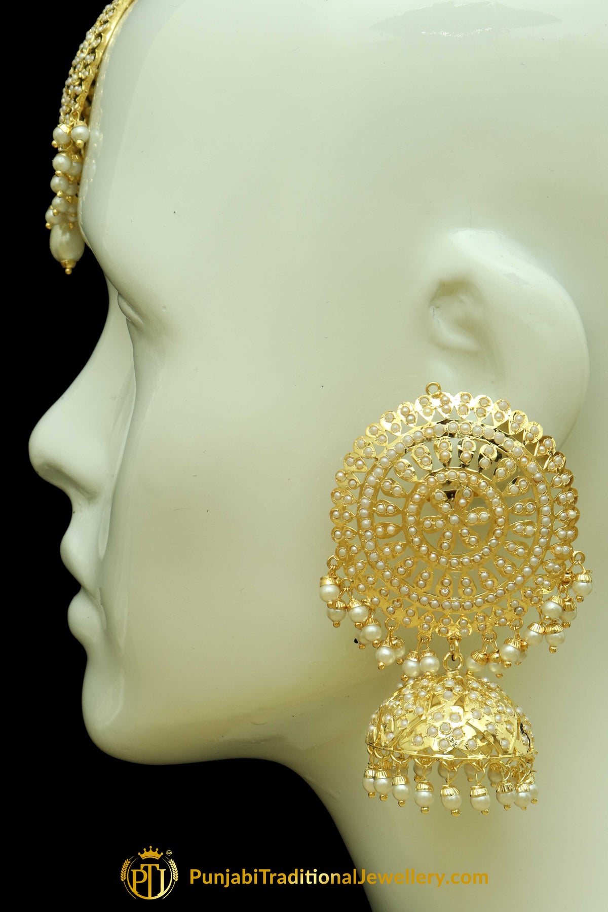 Gold Finished White Jadau Earring Tikka Set By Punjabi Traditional Jewellery