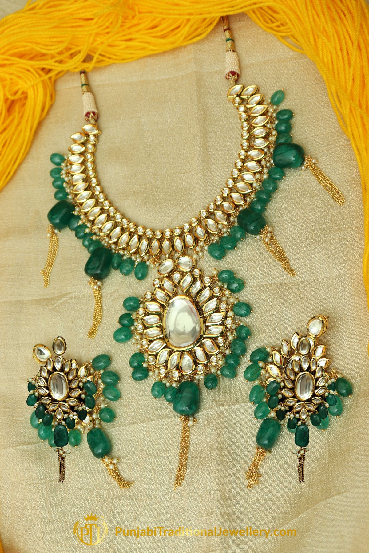 Green Kundan Necklace Set By Punjabi Taditional Jewellery