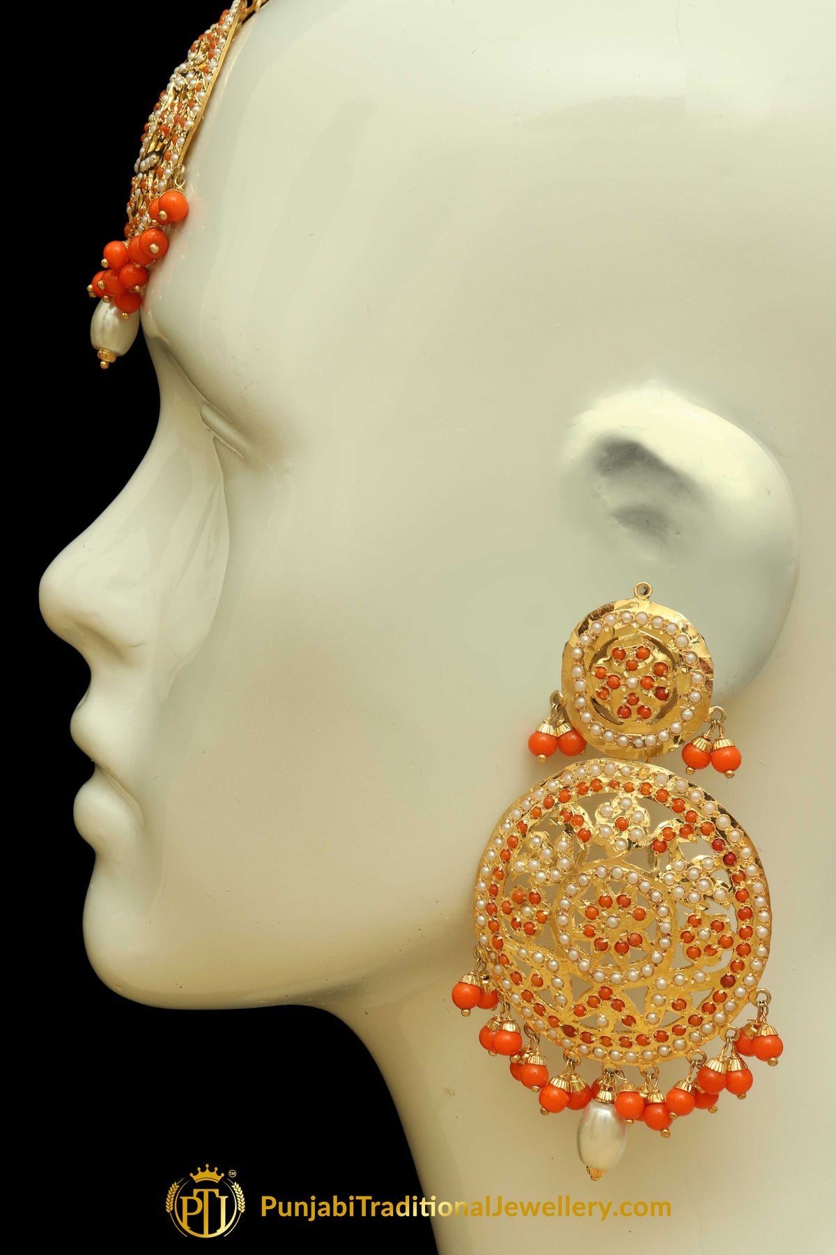 Orange Jadau Pearl Earring Tikka Set By Punjabi Traditional Jewellery