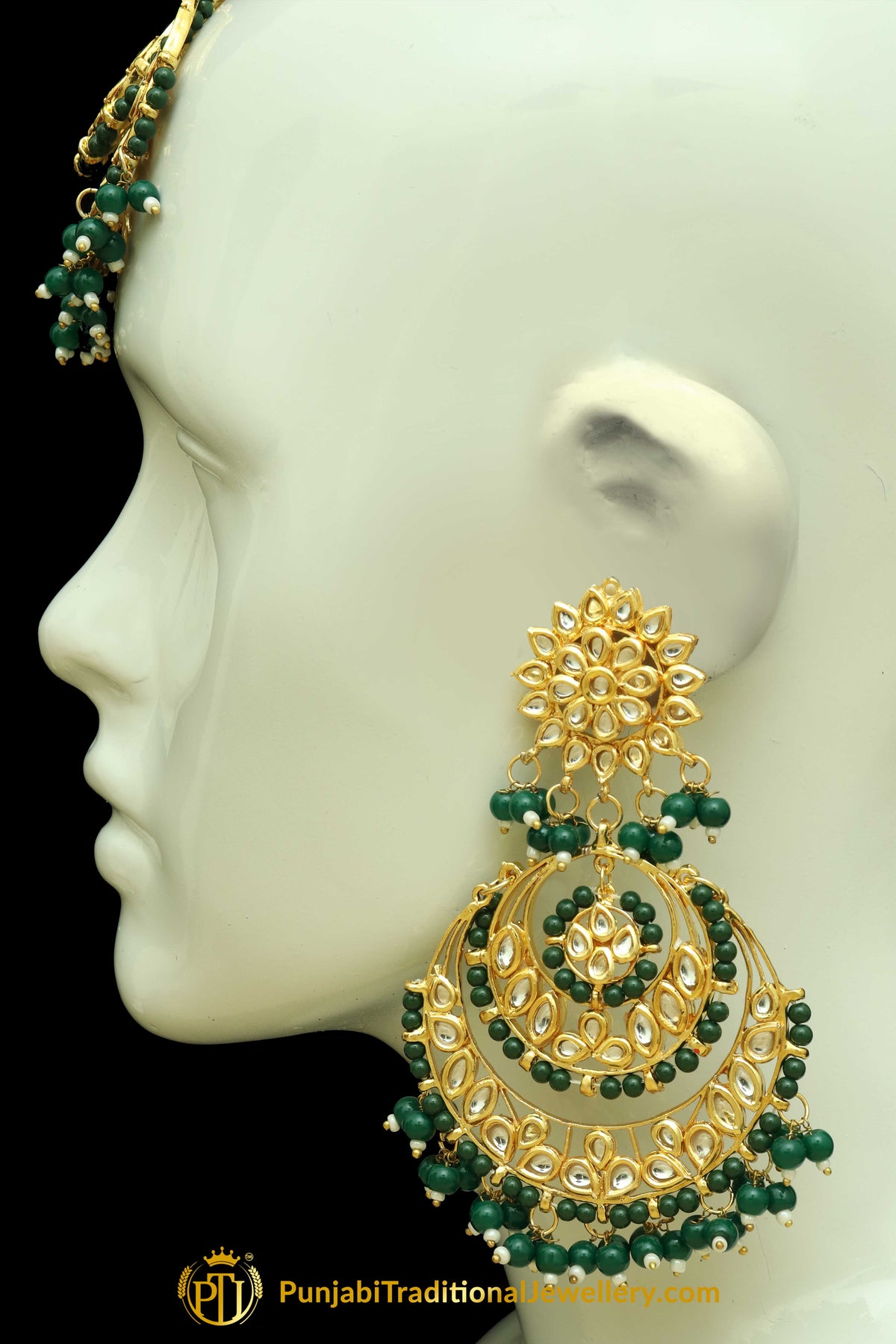 Green Kundan Earring Tikka Set By Punjabi Traditional Jewellery