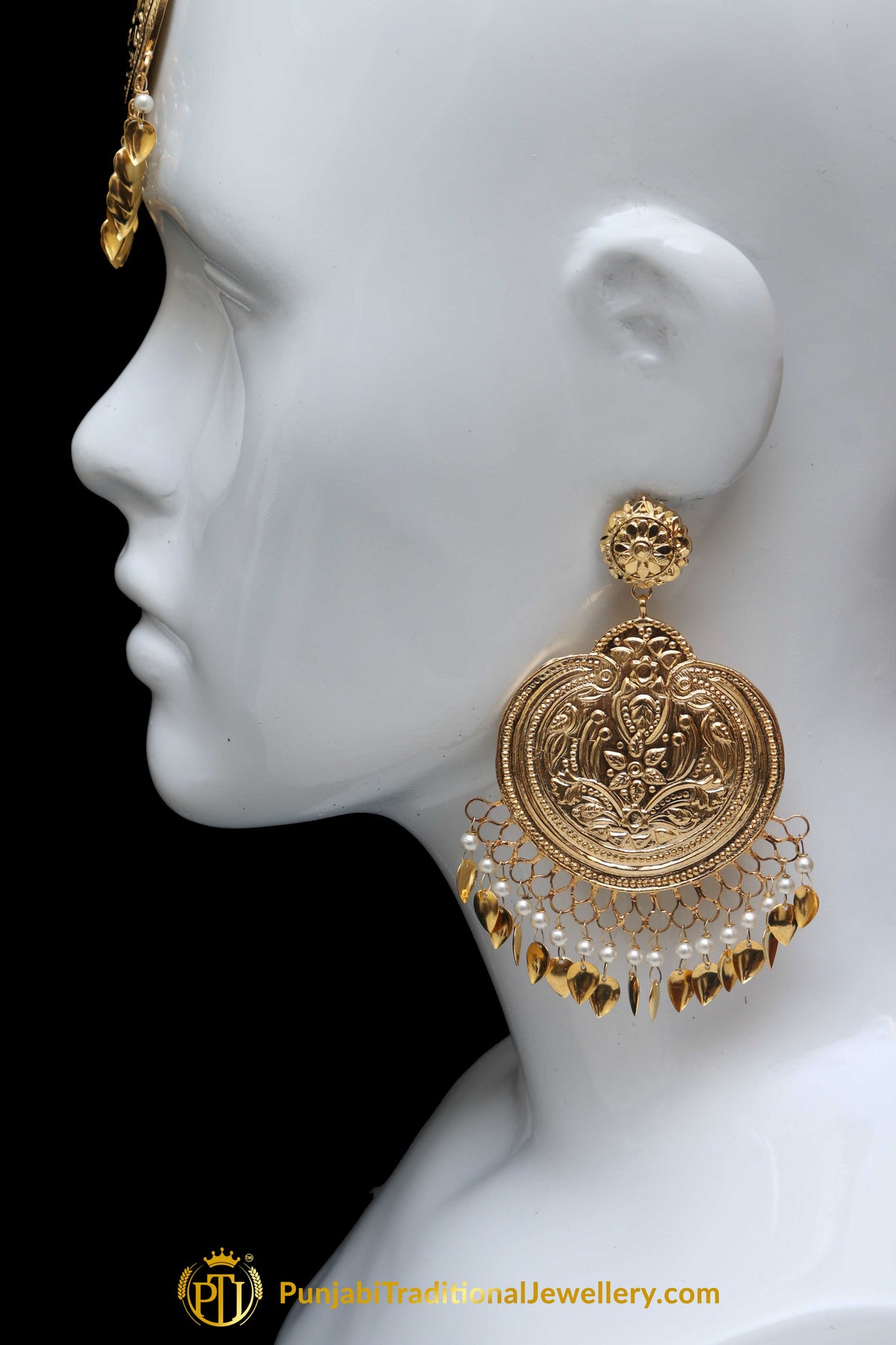 Golden Pippal Patti Earring Tikka Set By Punjabi Traditional Jewellery