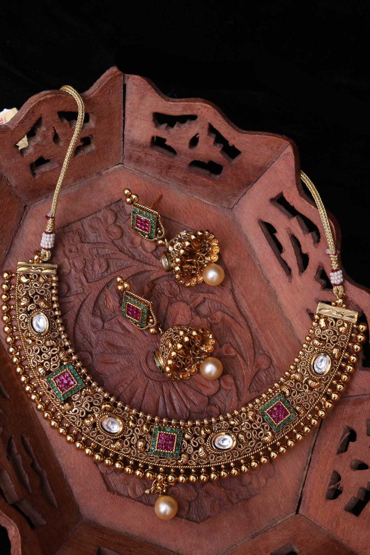Ruhaniyat Maroon & Green Antique Gold Polki Necklace Set By Punjabi Traditional Jewellery