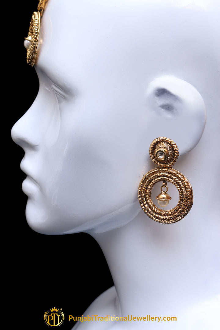 White Antique Gold Earring Tikka Set By Punjabi Traditional Jewellery
