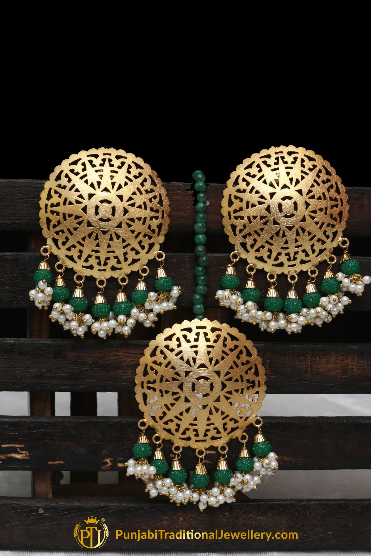 Emerald Stud Earrings & Tikka Set By Punjabi Traditional Jewellery