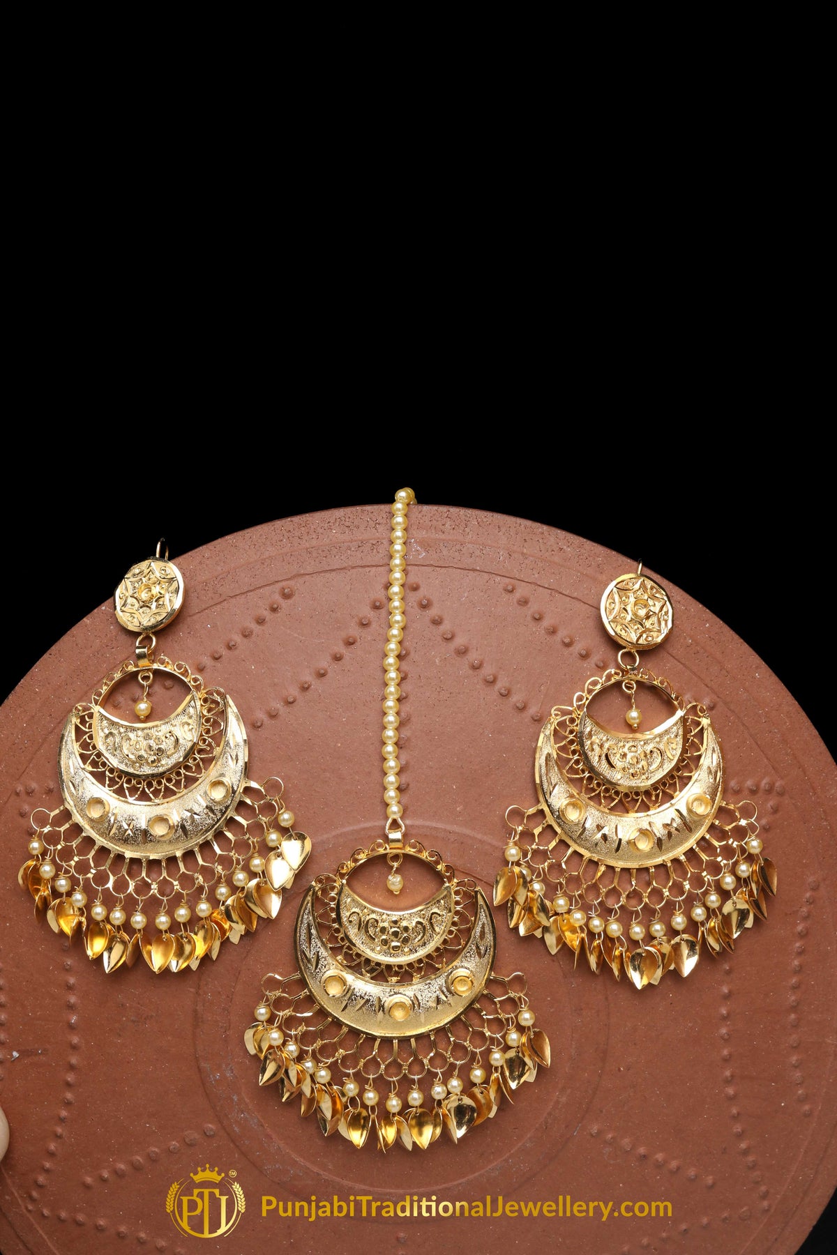 Golden Pippal Patti Earring Tikka Set By Punjabi Traditional Jewellery
