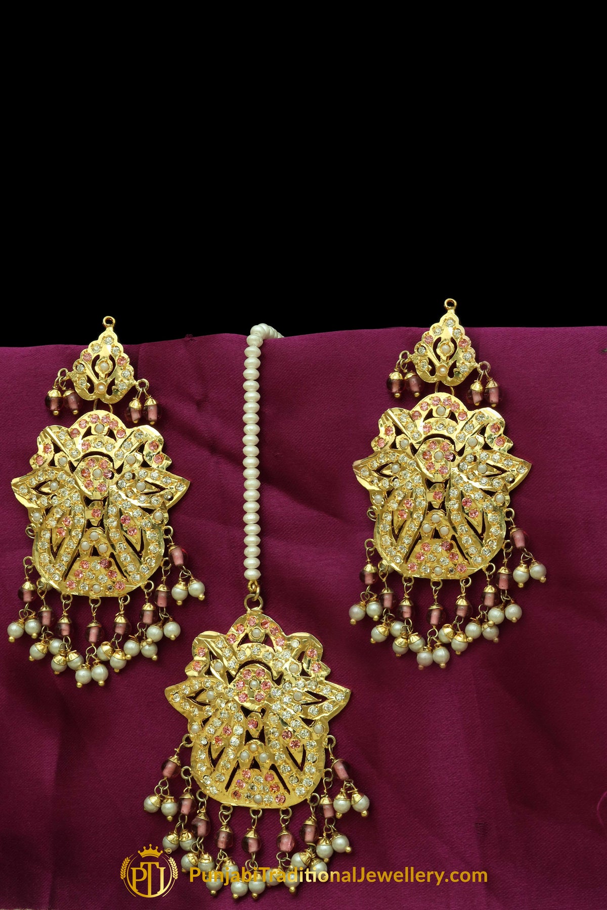 Pink Jadau Pearl Earring Tikka Set By Punjabi Traditional Jewellery