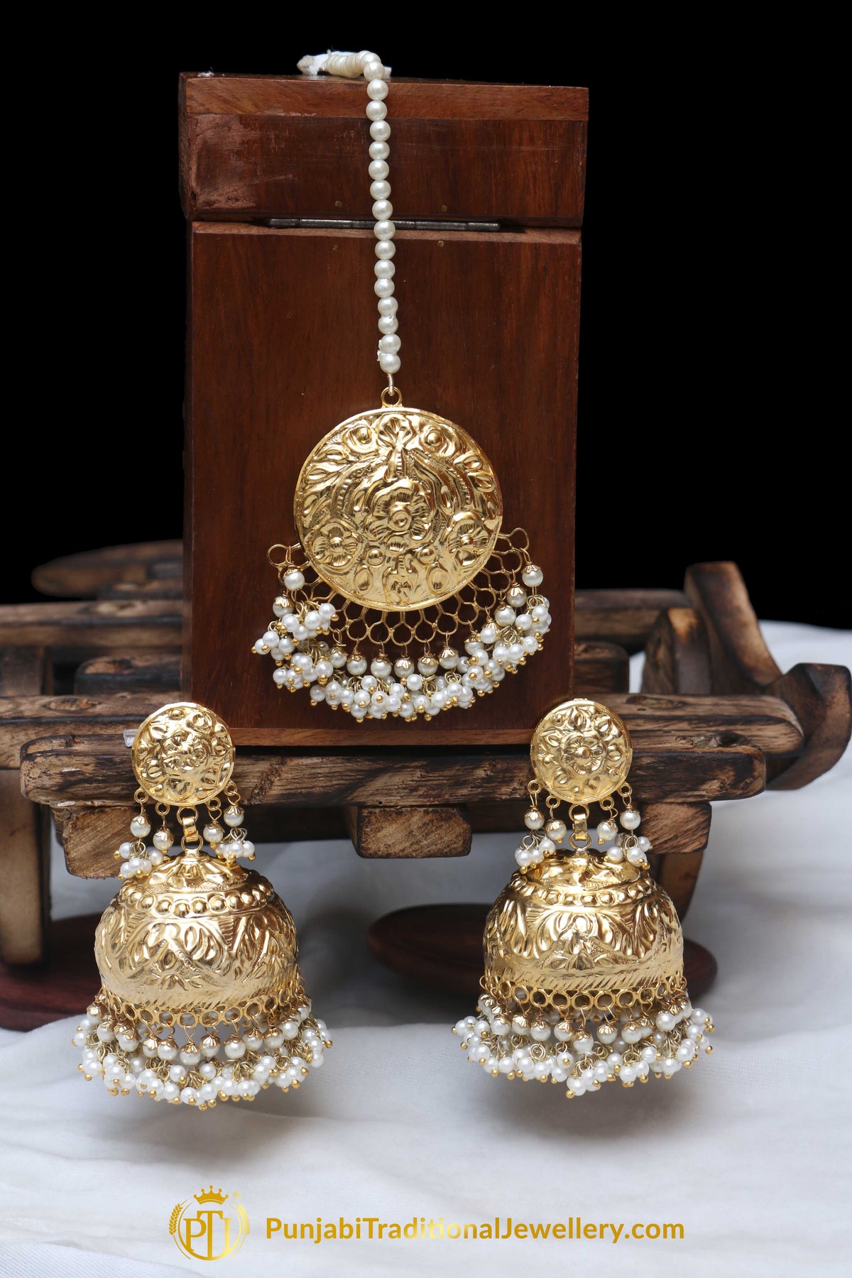 Golden Jadau Jhumki Earrings & Tikka Set By Punjabi Traditional Jewellery
