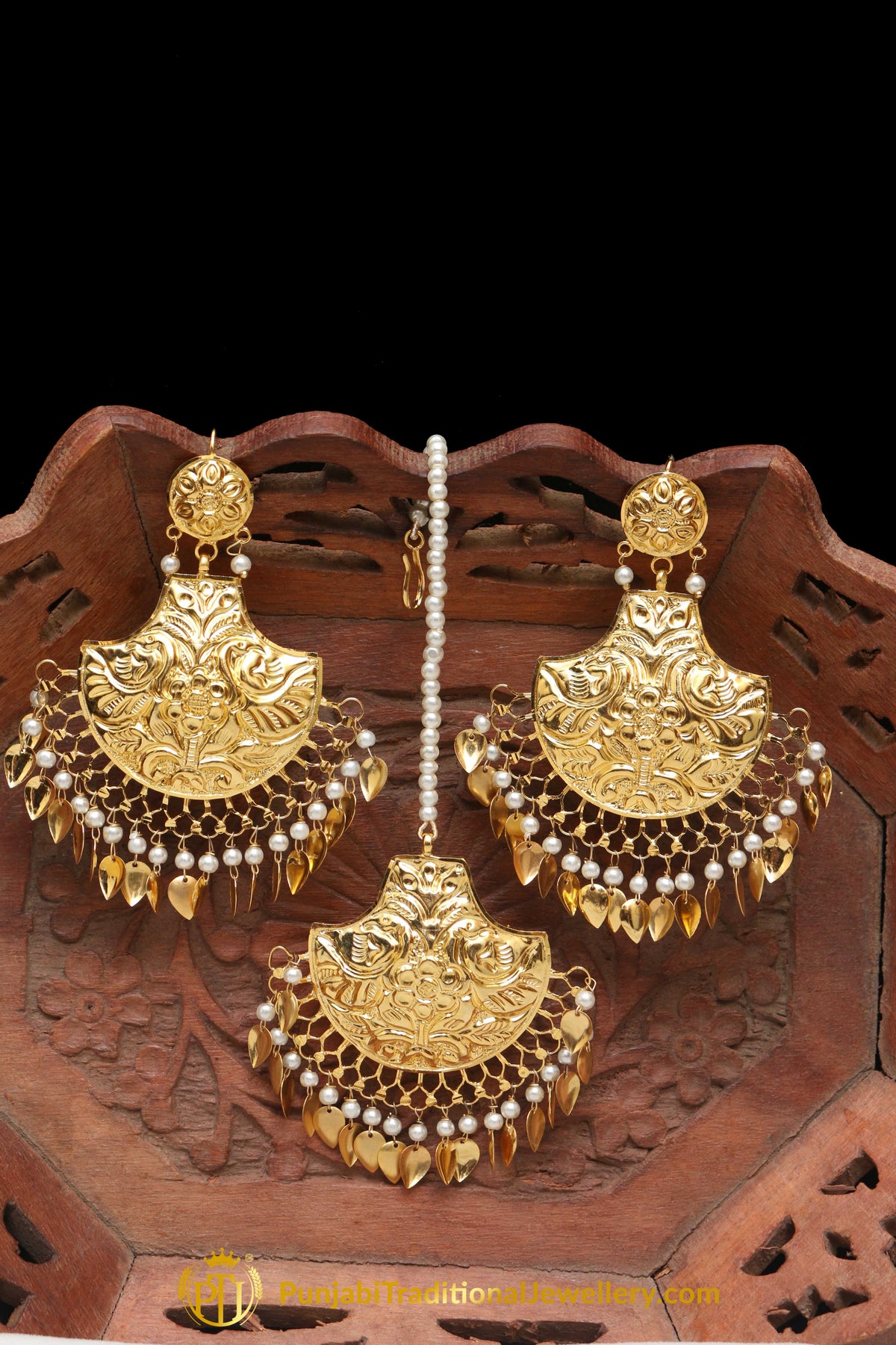 Golden Gold Plated Pippal Patti Earring Tikka Set By Punjabi Traditional Jewellery