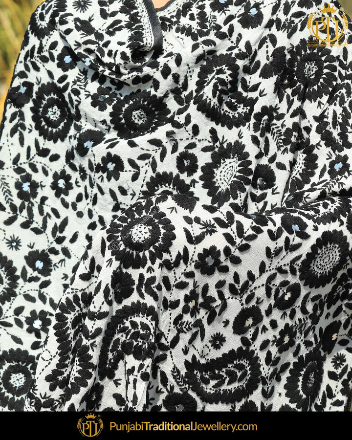 Black & White Double Color Phulkari | Punjabi Traditional Jewellery Exclusive