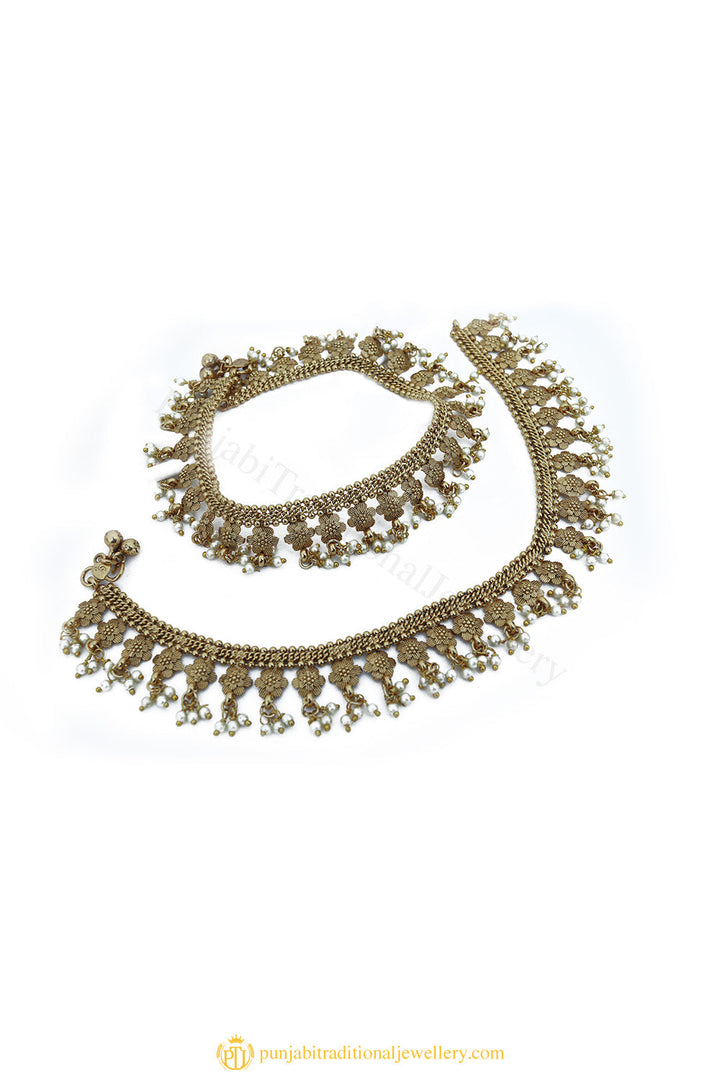 Gold Finished Payal by PTJ