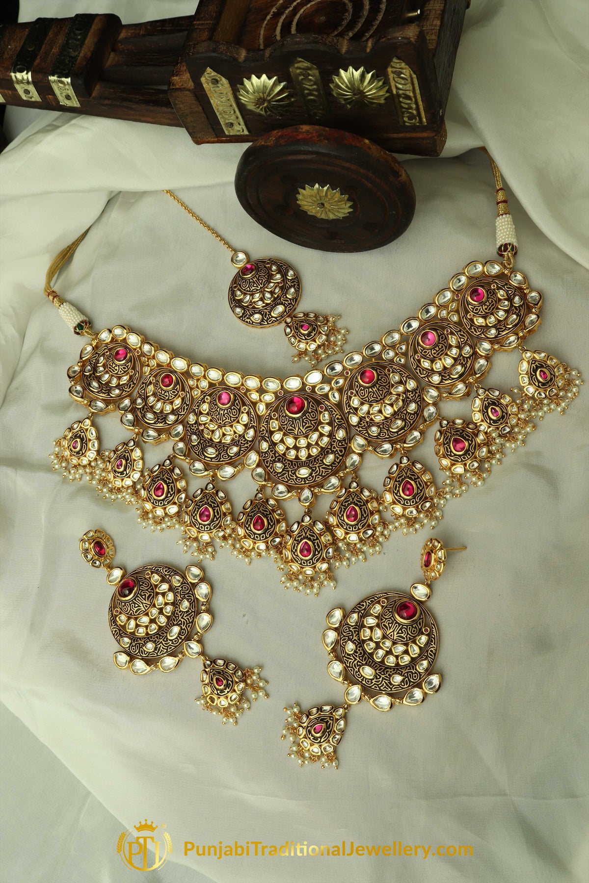 Antique Matt Gold Kundan Necklace Set By Punjabi Taditional Jewellery
