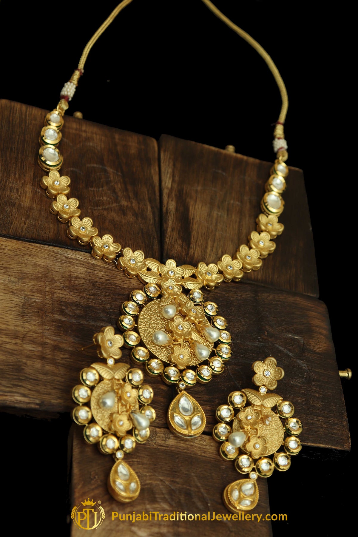 Matt Gold Kundan Pearl Necklace Set By Punjabi Taditional Jewellery