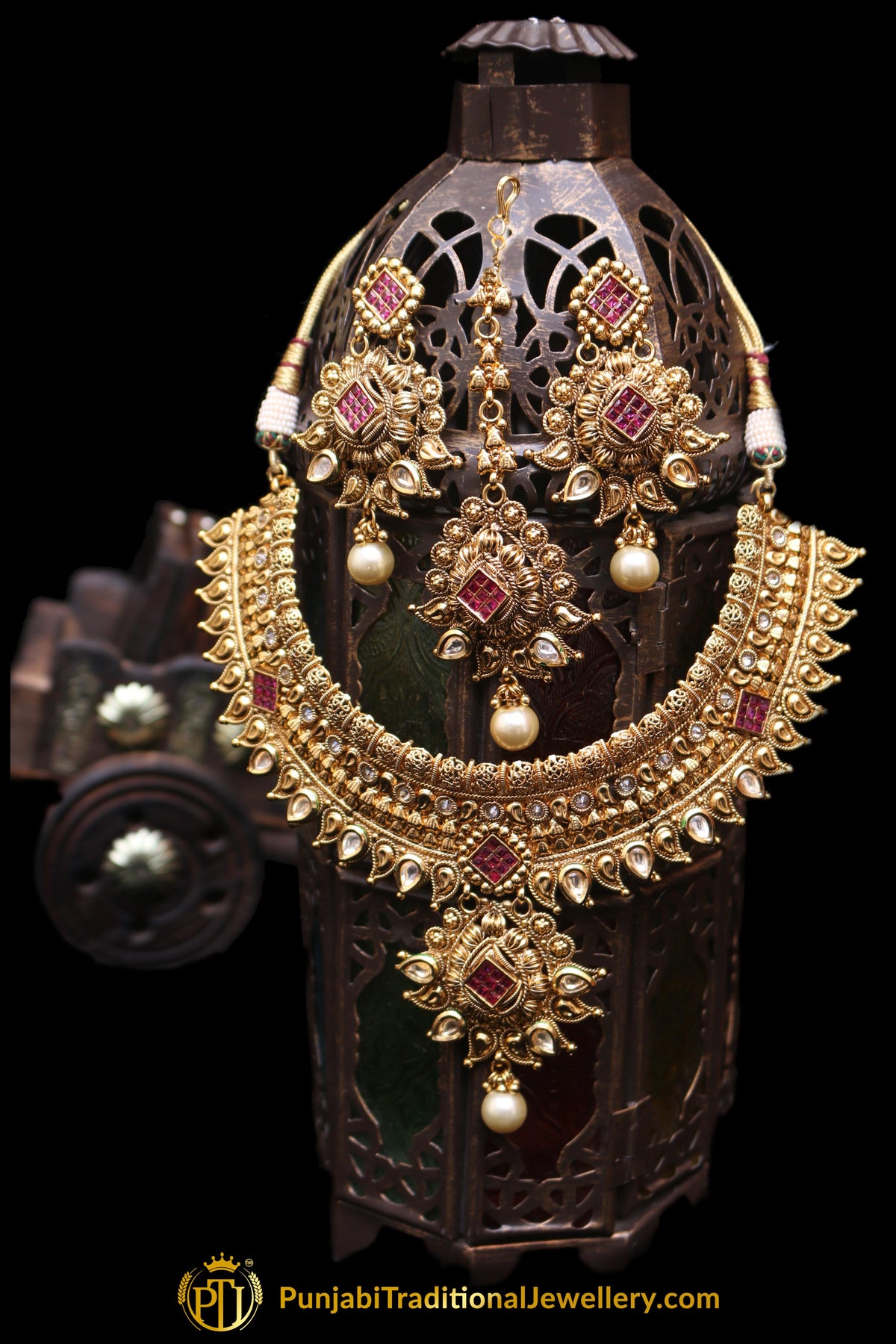 Red Antique Gold Choker Necklace Set By Punjabi Traditional Jewellery