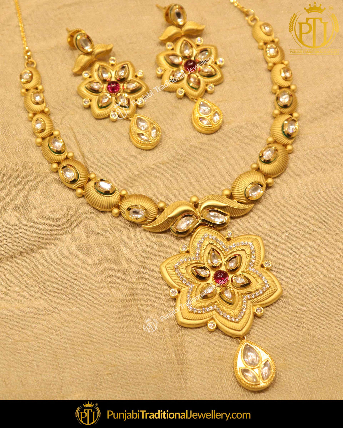 Matt Gold Kundan Necklace Set By Punjabi Taditional Jewellery