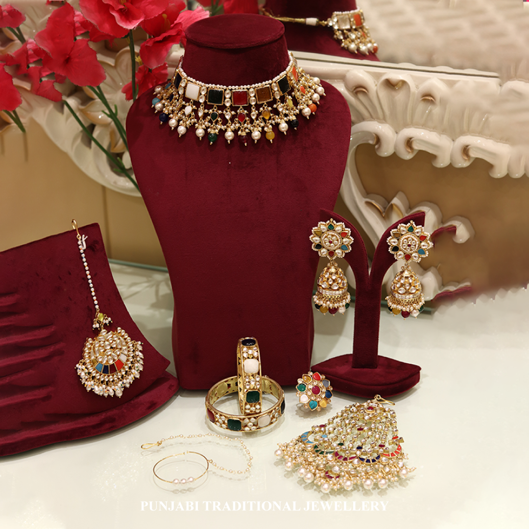 Kundan Necklace earring tika, Pista Set with Kundan Head Band & Jadau Hand Piece